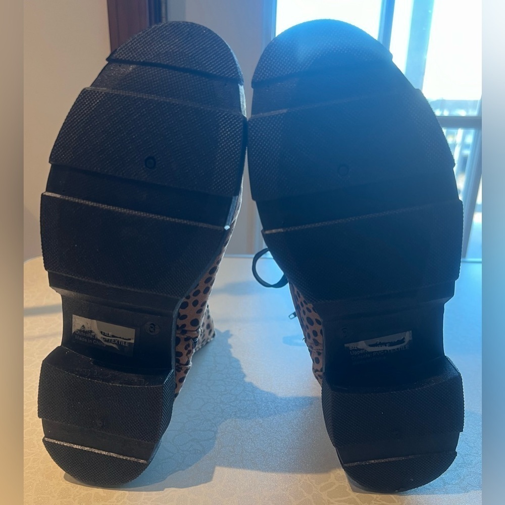 olivia-miller | ladies cheetah print lug boots. Size: 8 - Picture 12 of 14